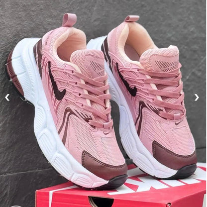 NIKE - STAKE UNISEX SUPER PROMO + PLANTILLA ORTOPEDICA GRATIS 🎁