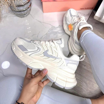 NIKE - STAKE UNISEX SUPER PROMO + PLANTILLA ORTOPEDICA GRATIS 🎁